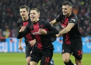 -勒沃库森取得宝贵胜利，全队欢腾庆祝的简单介绍