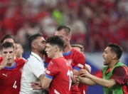 英雄联盟总决赛直播-比利时国家队突围晋级欧洲杯半决赛