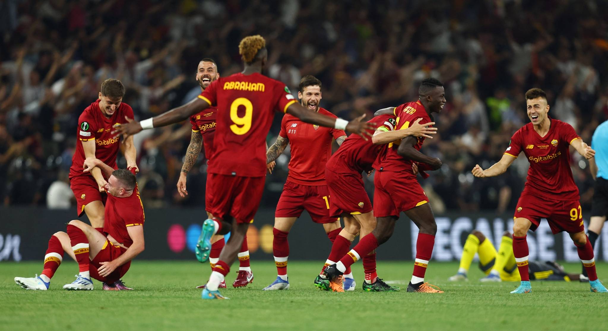 罗马队员精彩表现,帮助球队击败对手 罗马队员精彩表现,帮助球队击败对手