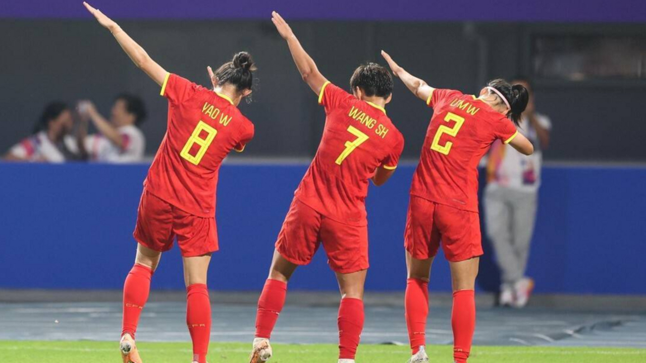 体坛焦点：女足比拼矛盾激烈的简单介绍