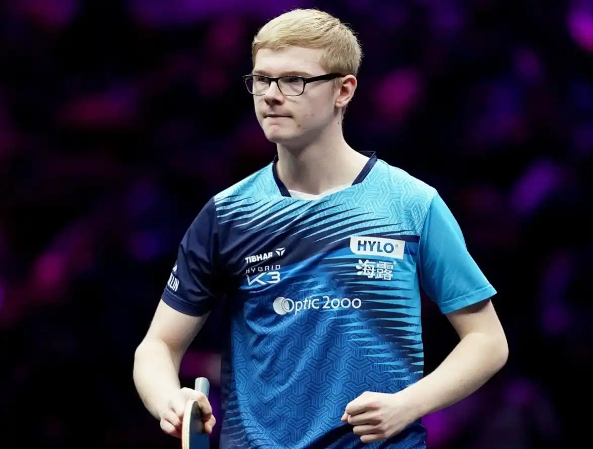 英格兰队力克奥地利队，梁靖崑惊艳四座