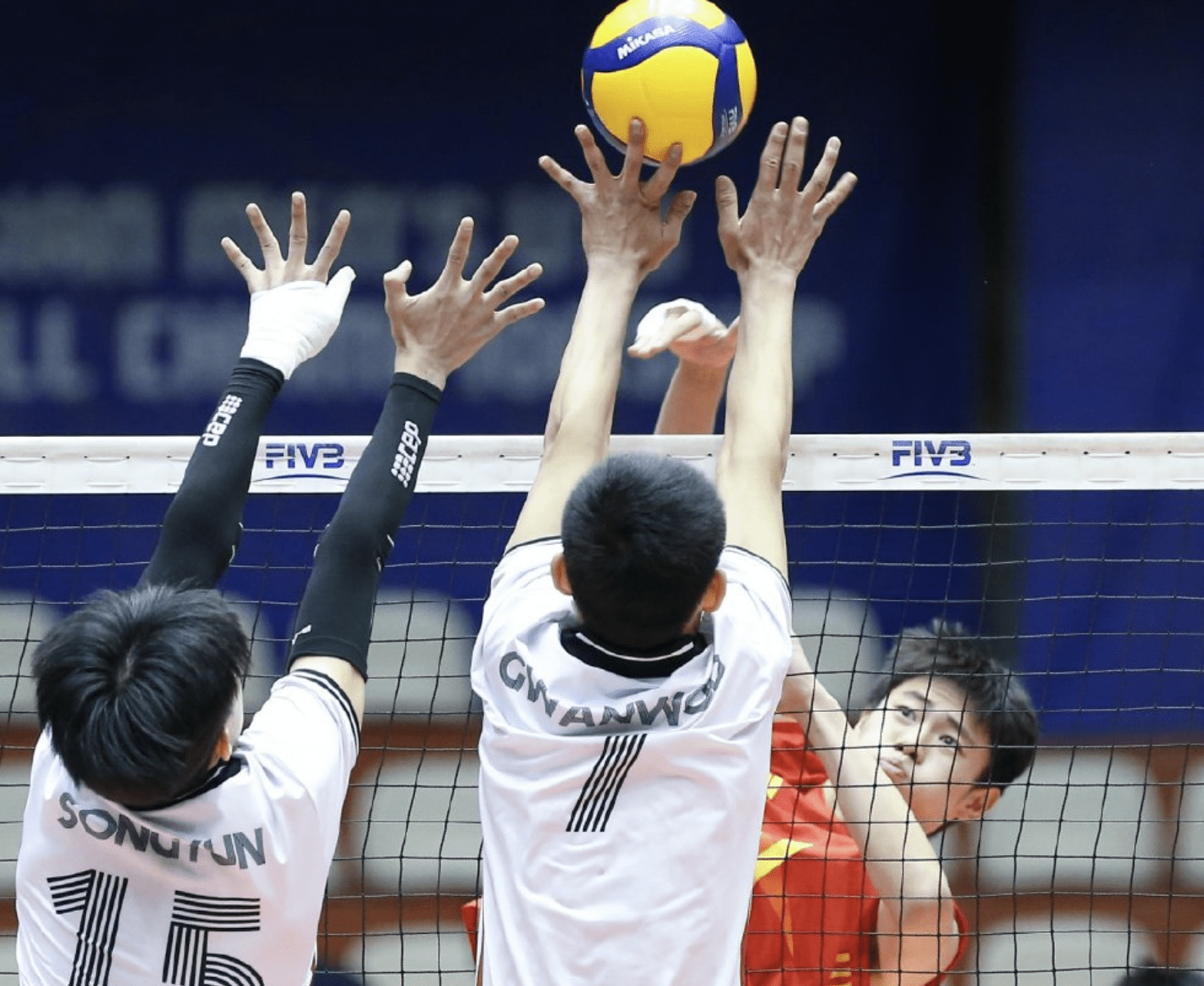 韩国队绝杀英格兰队，张继科状态火热