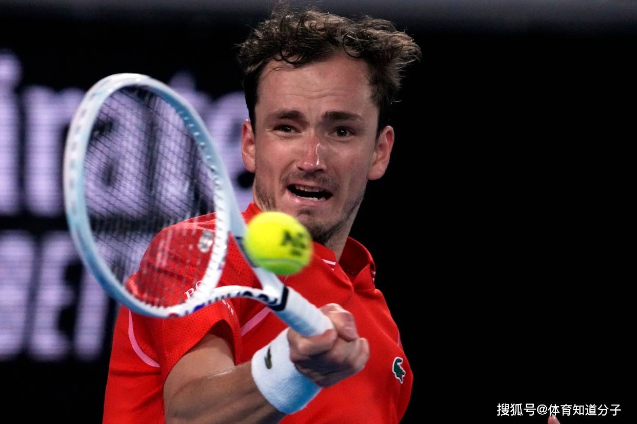 拉沃尔杯翻盘法网,梅德韦杰夫高光表现 拉沃尔杯翻盘法网,梅德韦杰夫高光表现