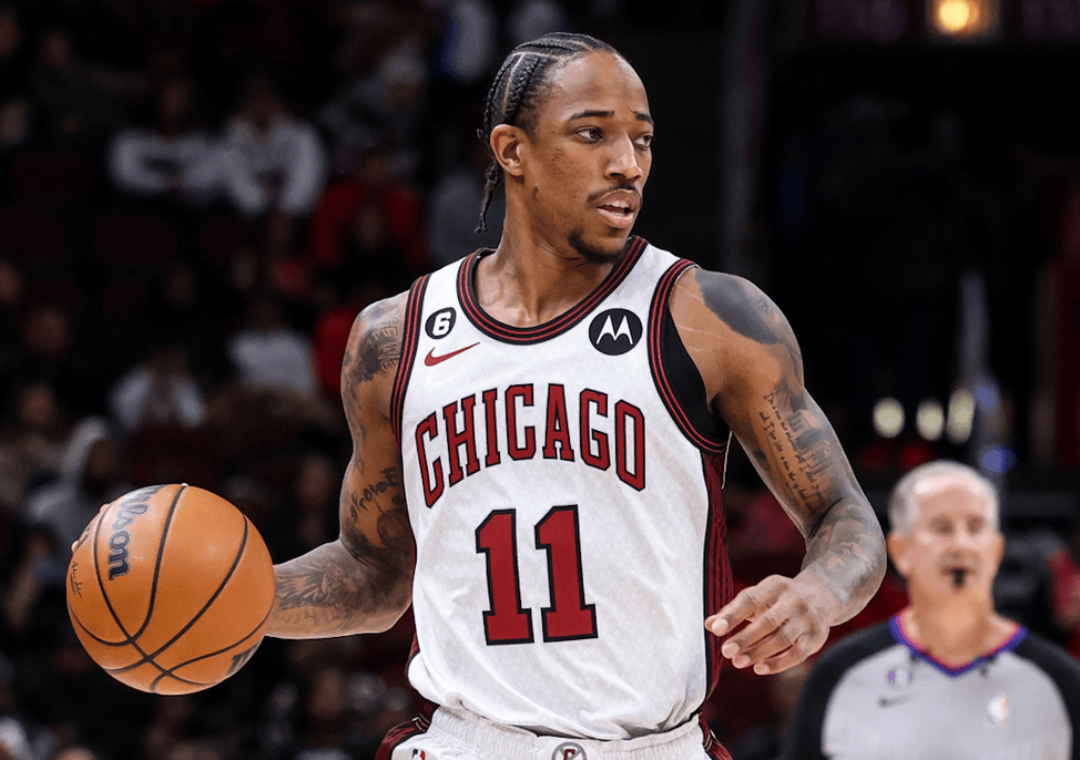 深圳队轻取步行者，德罗赞统治全场