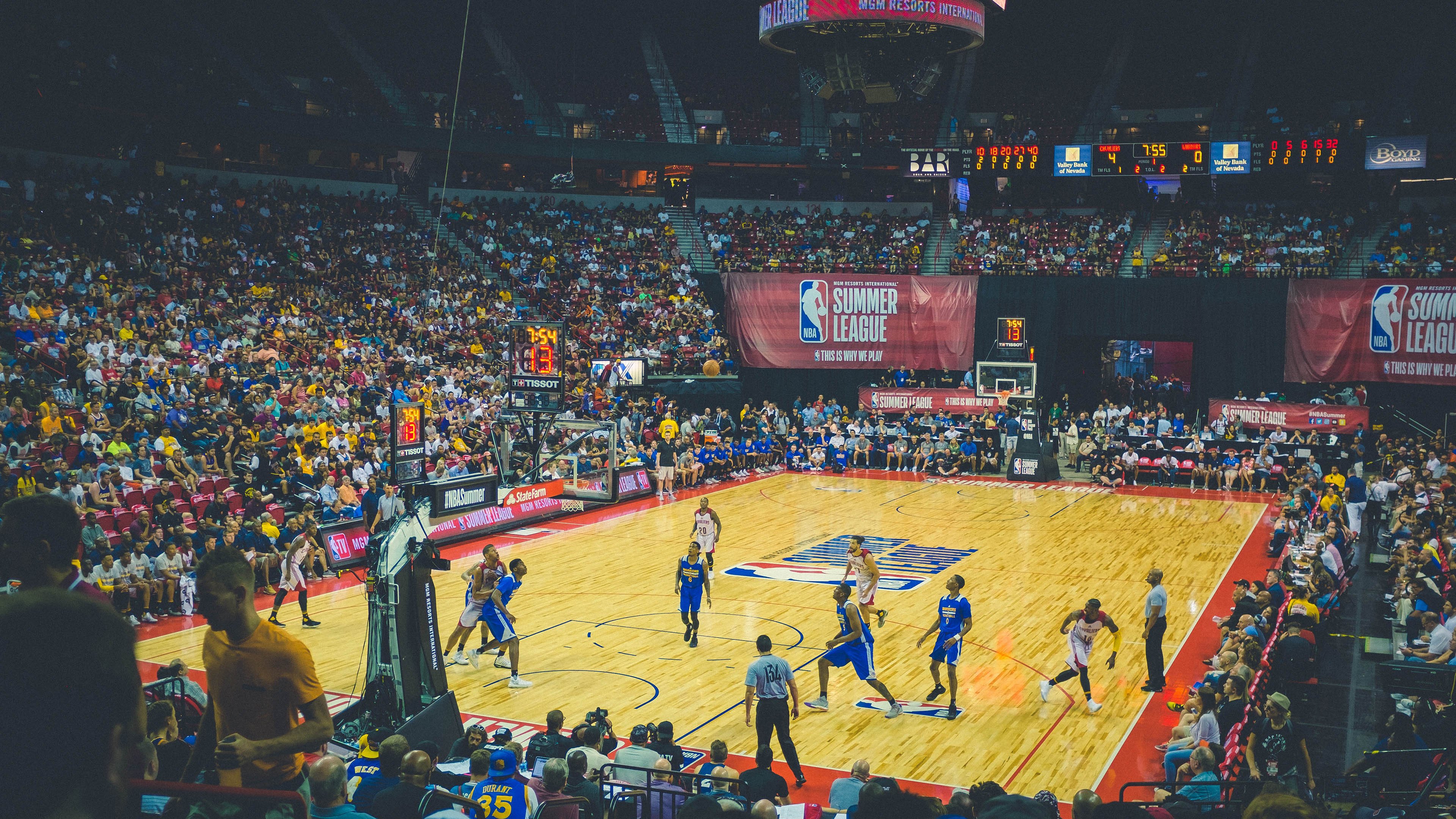 谁向夜色借火焰，东决关键战之夜，马克西的47分如何让防守沦为徒劳