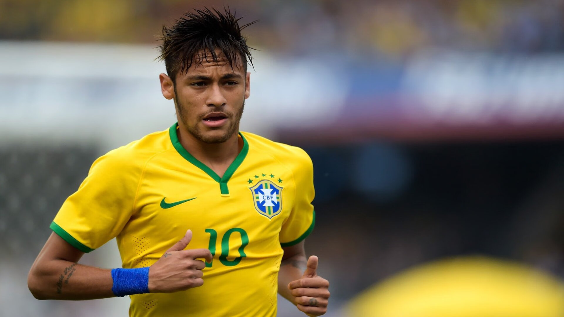 当阿森纳的月光,照在德甲争冠的草坪上