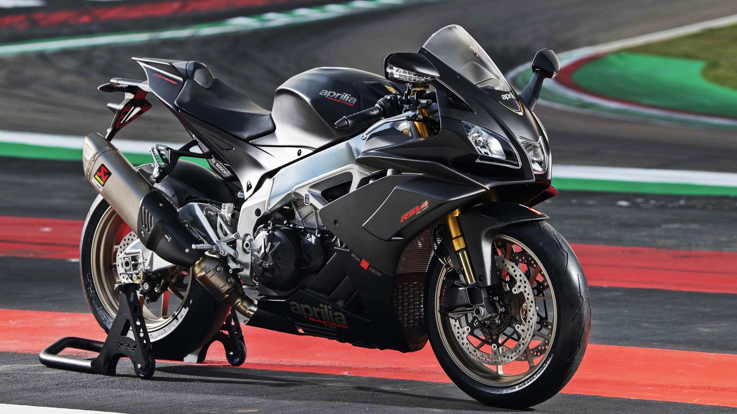 意甲焦点战之夜，谁是足球场上的哈利伯顿？