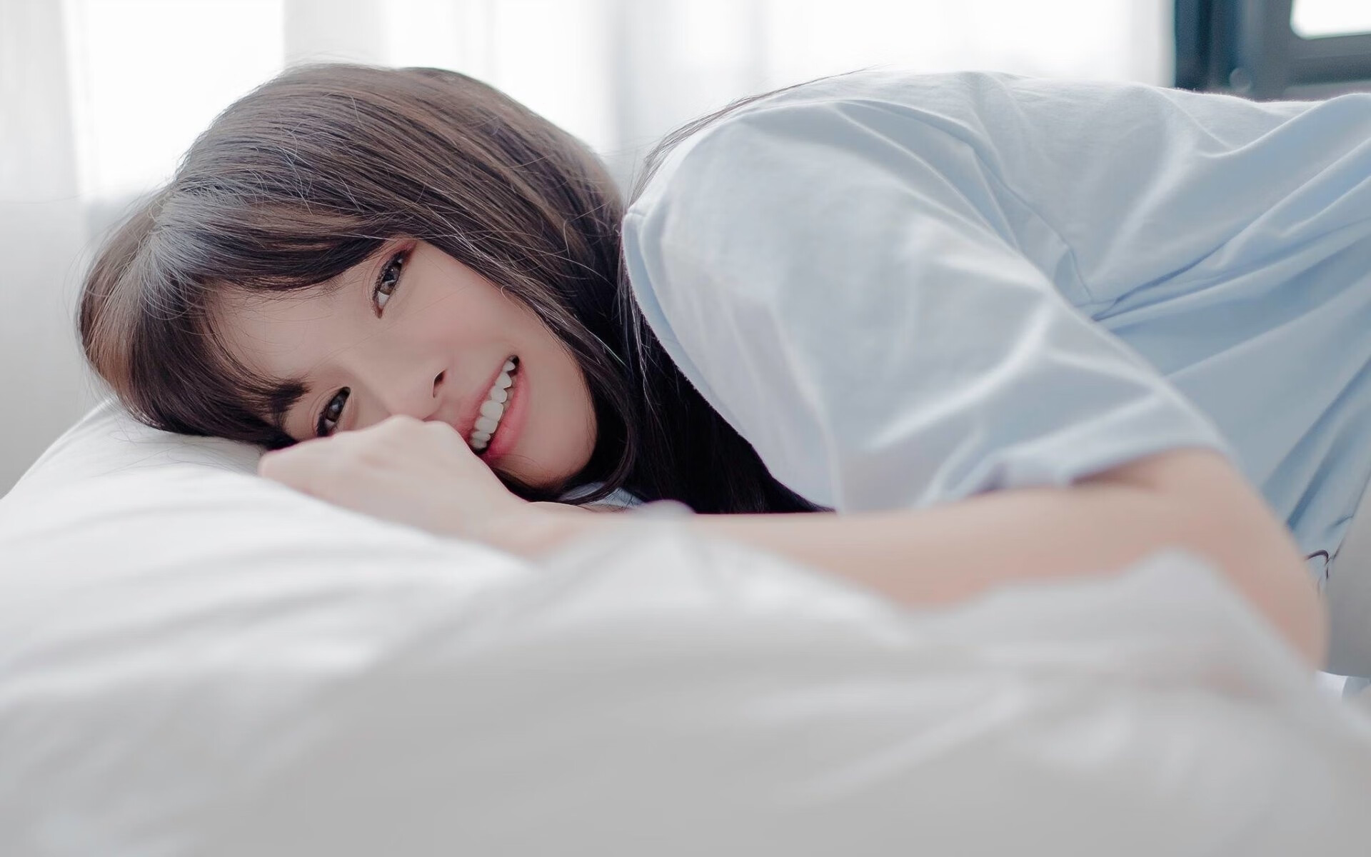 看到戈麦斯攻防两端统治,埃及狂胜美国这个充满画面感的核心句,我理解您需要的不是简单的赛果复述,而是一篇有灵魂、有独特视角的深度文章。这需要我们从多个维度挖掘这场比赛背后的故事