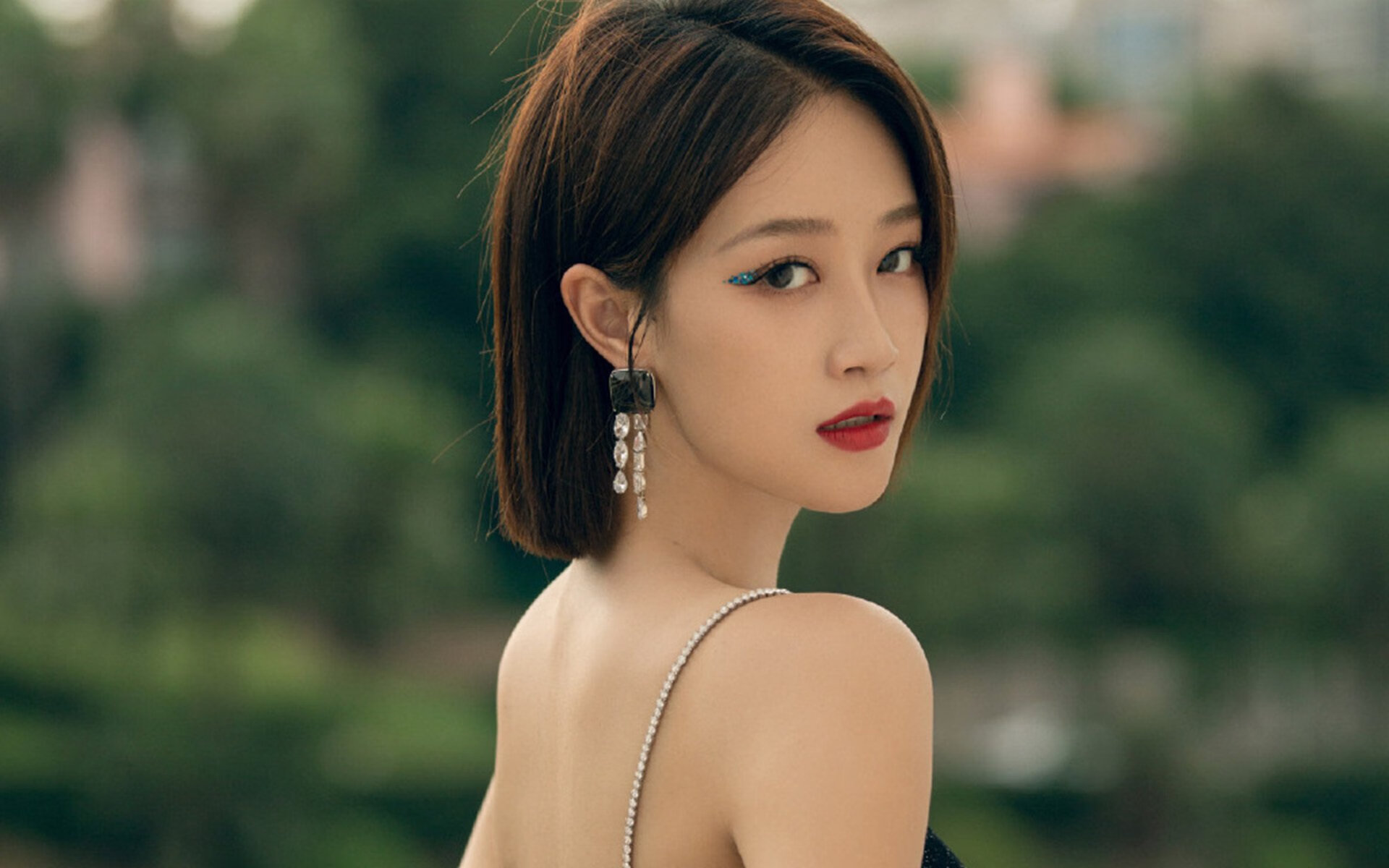 巴雷拉连飚关键分，澳大利亚拉开差距力克希腊