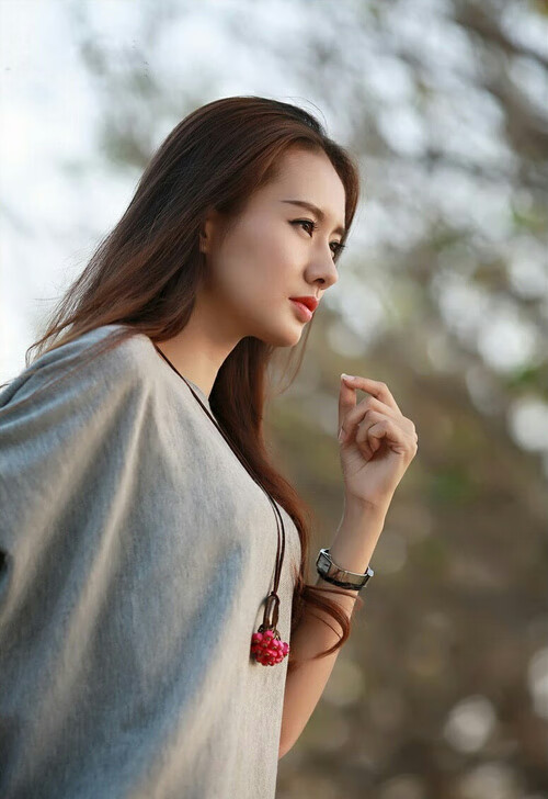 当萨拉赫不是唯一法老，奥亚尔萨瓦尔的影子，是如何让三狮军团在开罗黄昏中沉默的