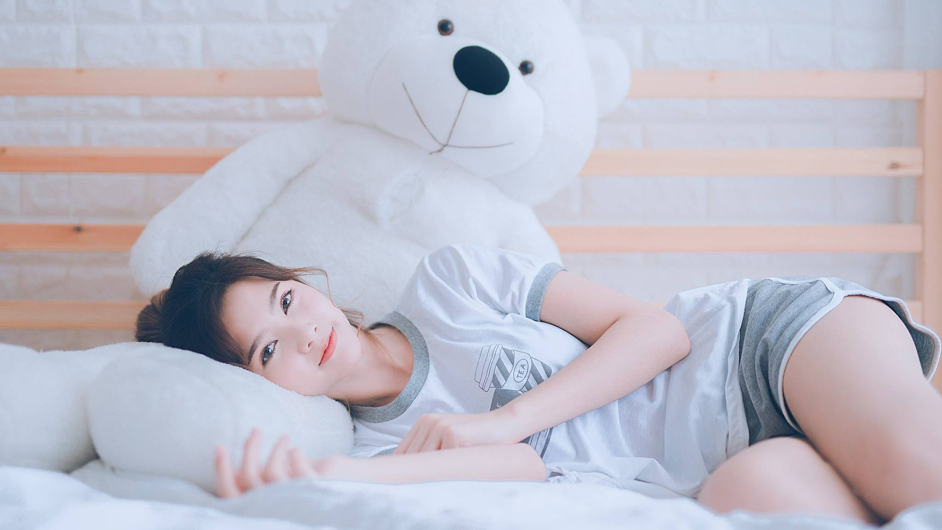 生死战，新王立！贝林厄姆一传一射主宰里昂之夜